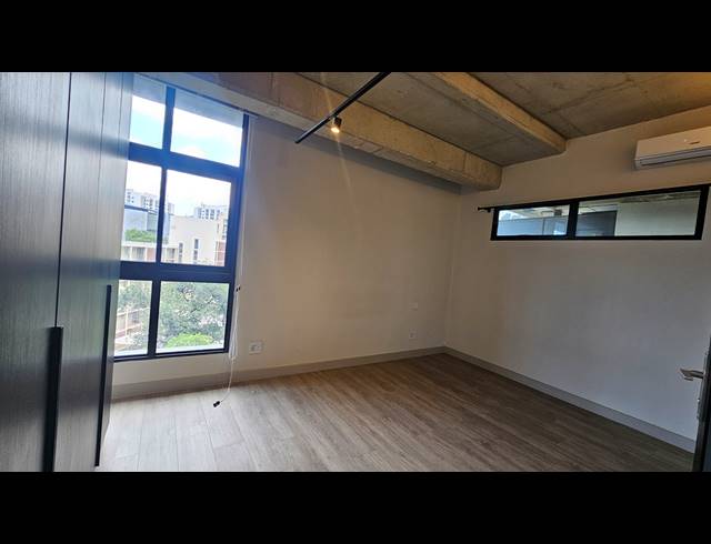 1 BEDROOM APARTMENT FOR SALE IN SANDOWN